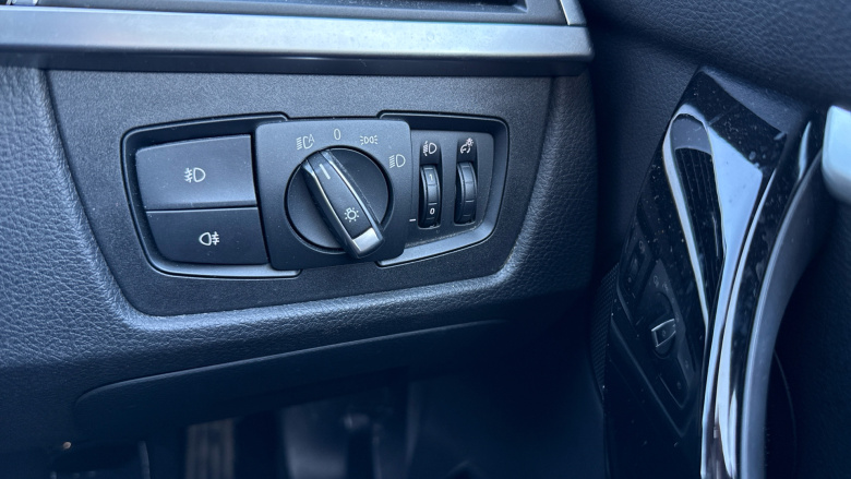 BMW 3 Series 320d Sport 4dr Step Auto Diesel Saloon